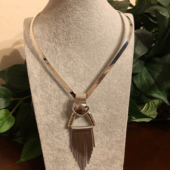 Silver Tone Collar Necklace & Pendents - Picture 4 of 8